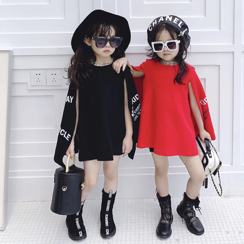 Spring Autumn girls cloak baby mantle kids cape children streetwear clothes knitted pullover sleeveless letter 2 to 7 yrs 
Spring Autumn girls cloak baby mantle kids cape children streetwear clothes knitted pullover sleeveless letter 2 to 7 yrs
