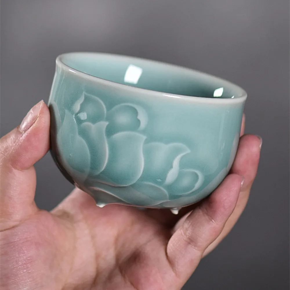 

Chinese Kung Fu Teacup 1PC Flat Cup 4oz Ceramic Cups of Tea 130ml Handmade Celadons Porcelain Drinkware Decor Lotus
