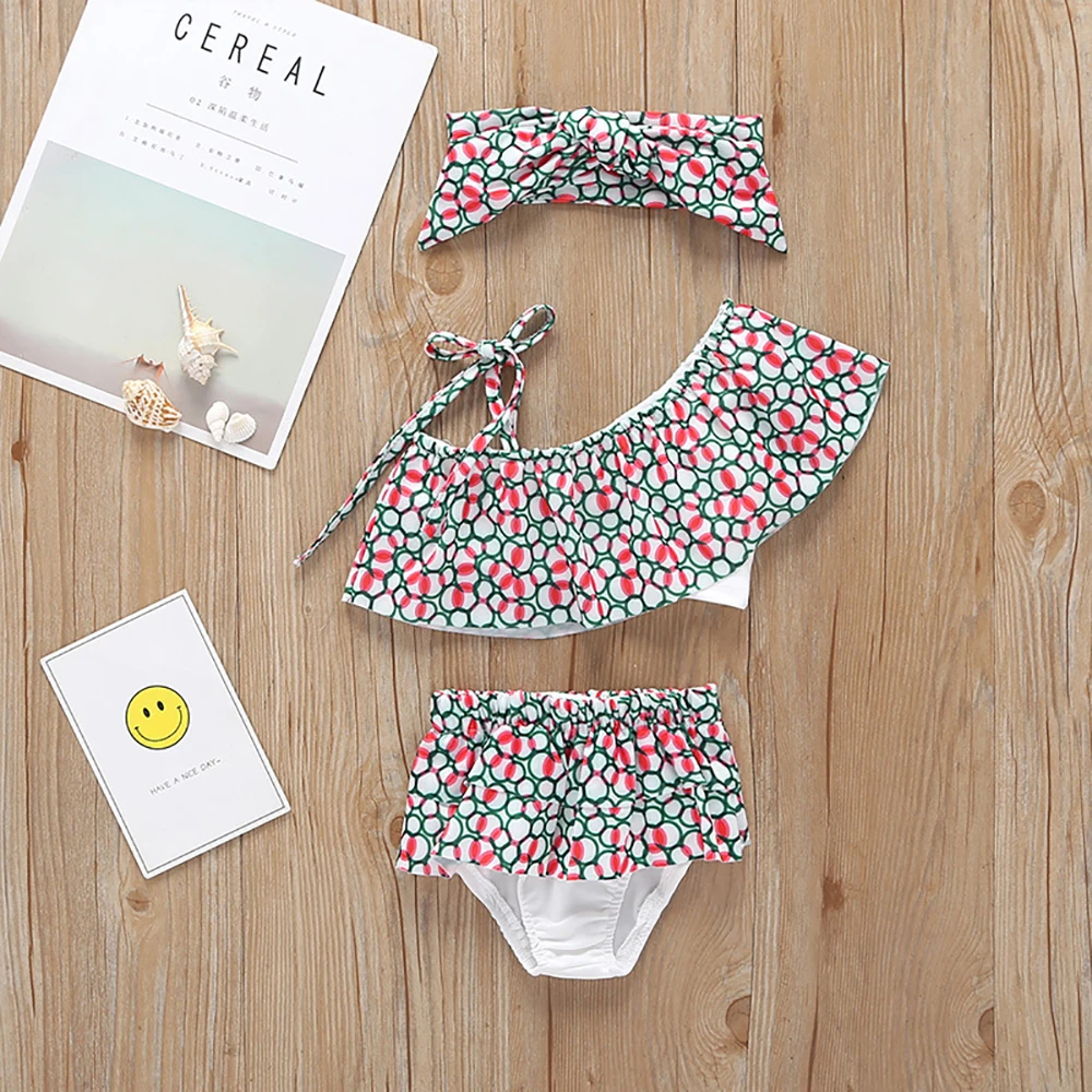 2020 Summer 3PCS Children Baby Girls Floral Print Swimwear Toddler Kid Swimsuits Headband Beachwear Bathing Clothes Set
2020 Summer 3PCS Children Baby Girls Floral Print Swimwear Toddler Kid Swimsuits Headband Beachwear Bathing Clothes Set