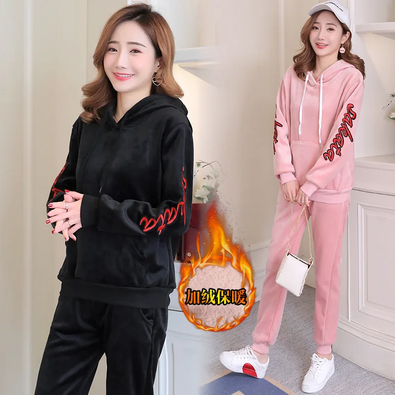 Maternity Clothes Autumn Set Fashion Tops Pregnant Mother Brushed And Thick Korean-style Casual Gold Velvet Maternity Pants Two-
Maternity Clothes Autumn Set Fashion Tops Pregnant Mother Brushed And Thick Korean-style Casual Gold Velvet Maternity Pants Two-