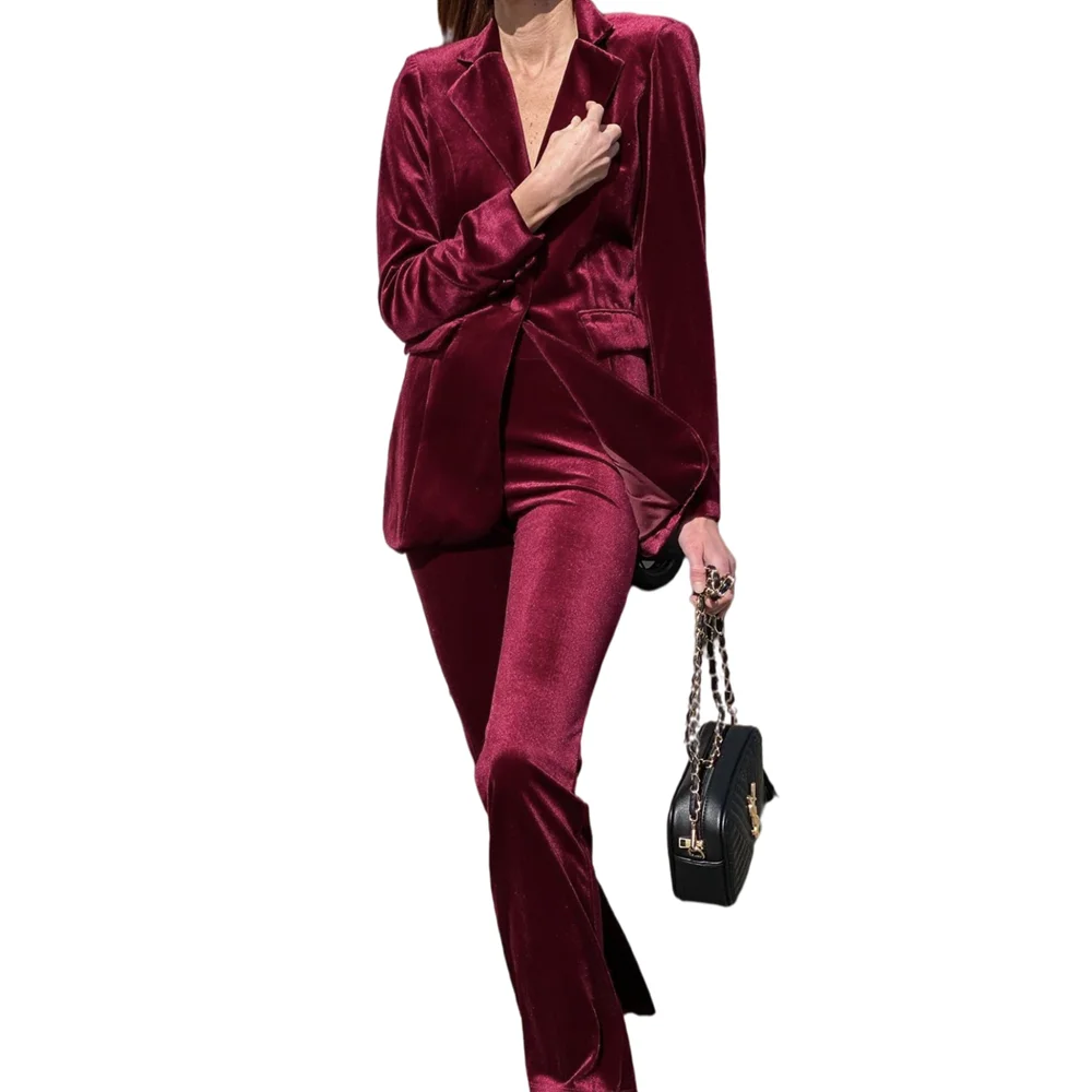 Women Suits 2 Piece Fashion Suits With Blazer Pants/Spring Velvet Burgundy Solid Casual Ladies Clothes Tailor-Made Plus Size Set
Women Suits 2 Piece Fashion Suits With Blazer Pants/Spring Velvet Burgundy Solid Casual Ladies Clothes Tailor-Made Plus Size Set
