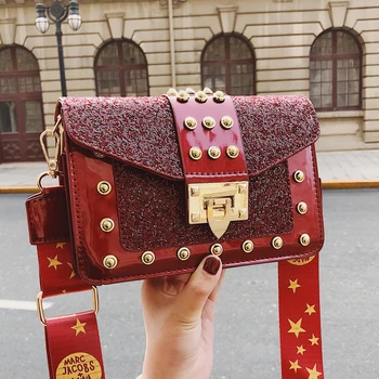 Women Crossbody Bag For Women Fashion 2020 Messenger Bags Rivet Small Flap Women's Shoulder Bag Lady Patent leather Girl Purse 
Women Crossbody Bag For Women Fashion 2020 Messenger Bags Rivet Small Flap Women's Shoulder Bag Lady Patent leather Girl Purse