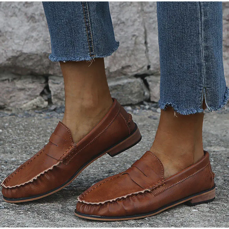 Autumn Women Vintage Pu Leather Casual Sneakers Woman Shoes Slip On Sewing Flat Female Solid Platform Shoes 35-43 Ladies Walking
Autumn Women Vintage Pu Leather Casual Sneakers Woman Shoes Slip On Sewing Flat Female Solid Platform Shoes 35-43 Ladies Walking