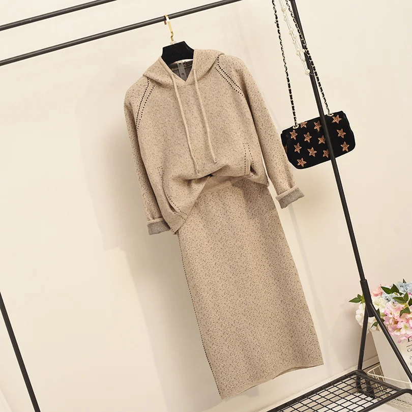 Taotrees Autumn Knit Solid Color Casual Hooded Pullover Top + Skirt Female Two-piece Set
Taotrees Autumn Knit Solid Color Casual Hooded Pullover Top + Skirt Female Two-piece Set