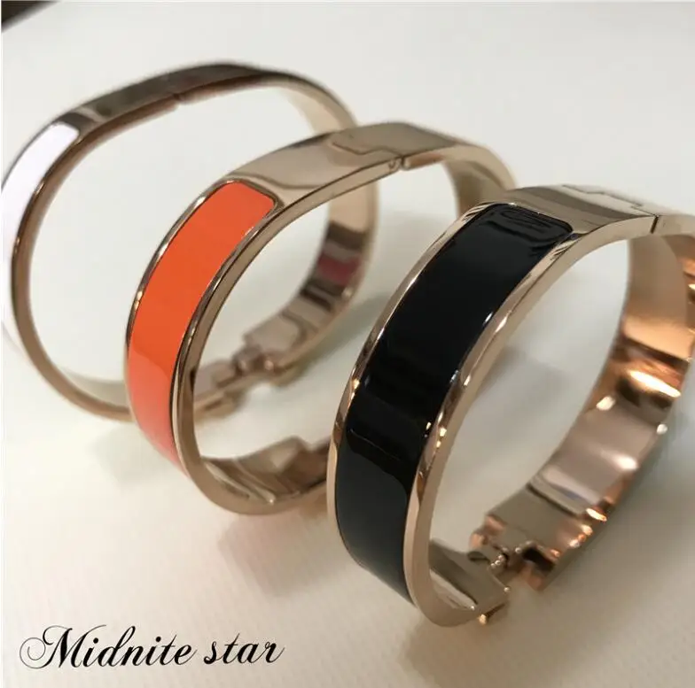 Fashion Women Bracelet Stainless Steel Charm Finger BraceletTrendy Female Jewelry
Fashion Women Bracelet Stainless Steel Charm Finger BraceletTrendy Female Jewelry