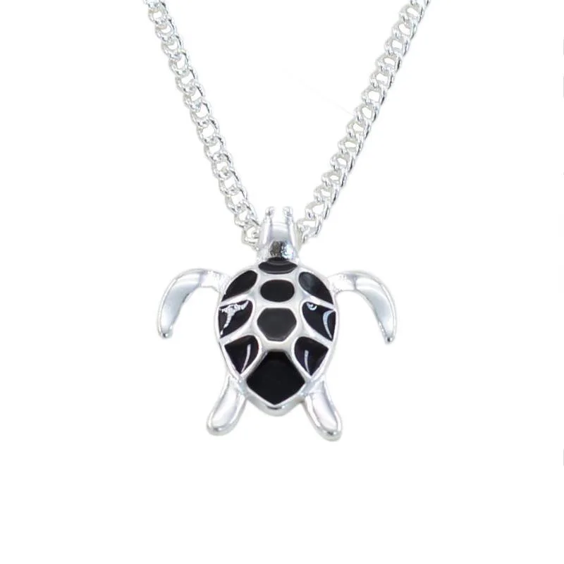 Фото Цепочка с подвеской в виде морской черепахи | Украшения и аксессуары