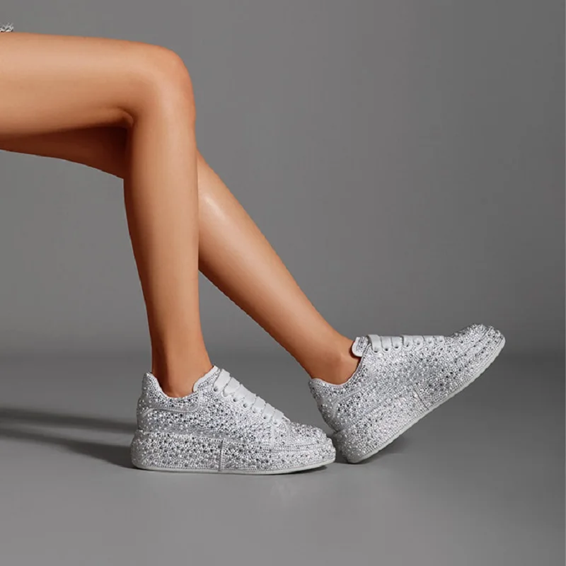New Hot Autumn Winter Sneakers Female Casual Cozy Thick Sole Platform Shoes Rhinestone Design Fashin Women Shoes Ladies Footwear
New Hot Autumn Winter Sneakers Female Casual Cozy Thick Sole Platform Shoes Rhinestone Design Fashin Women Shoes Ladies Footwear