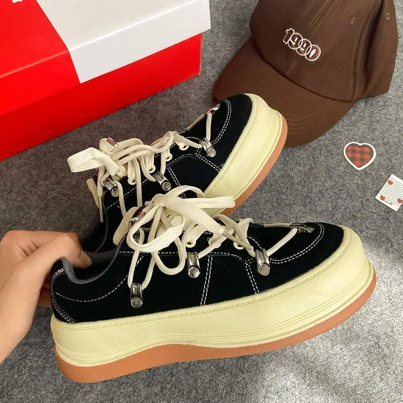 Womens Shoes Niche Design Round Toe Platform Sneakers Women Flat Shoe Cross-lace Casual Vulcanized Shoes Female Footwear
Womens Shoes Niche Design Round Toe Platform Sneakers Women Flat Shoe Cross-lace Casual Vulcanized Shoes Female Footwear