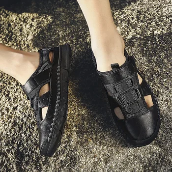 2020 Genuine Leather Summer Men's Sandals Casual Beach Shoes High Quality Roman Sandalias Soft Sole Sandals Big Size 38-48 
2020 Genuine Leather Summer Men's Sandals Casual Beach Shoes High Quality Roman Sandalias Soft Sole Sandals Big Size 38-48