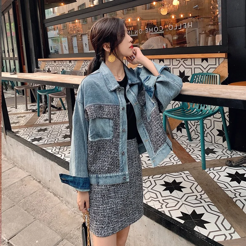 Photo Shoot CHIC-Salt Sweet Cowboy Contrast Color Fold-down Collar Single Breasted Cropped Jacket Pattern A- line Skirt WOMEN'S
Photo Shoot CHIC-Salt Sweet Cowboy Contrast Color Fold-down Collar Single Breasted Cropped Jacket Pattern A- line Skirt WOMEN'S