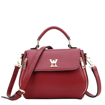Big Brand Celebrity Style Women Genuine Leather Bags Origional Embossed Genuine Leather Cowhide Lock Bag Hand Crossbody Bag
Big Brand Celebrity Style Women Genuine Leather Bags Origional Embossed Genuine Leather Cowhide Lock Bag Hand Crossbody Bag