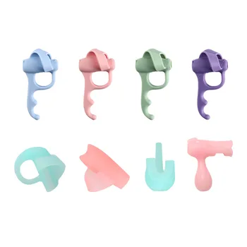 4pcs/batch children's silicone learning writing tool corrector five-finger grip pen auxiliary tool stationery
4pcs/batch children's silicone learning writing tool corrector five-finger grip pen auxiliary tool stationery
