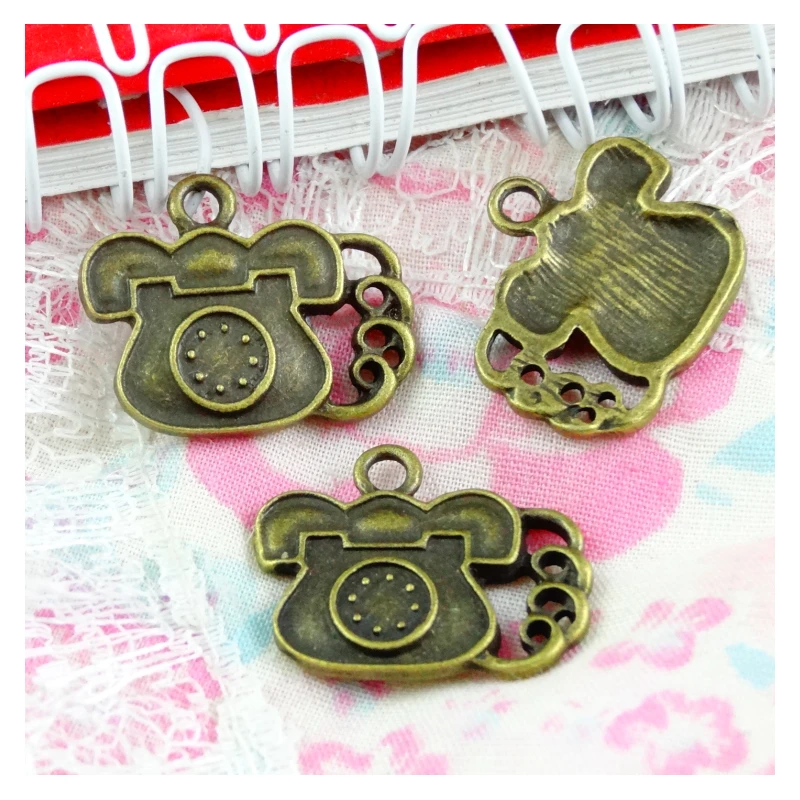30pcs/lot 22*18MM Vintage Telephone Charms Pendants Antique Bronze Plated Metal Jewelry Pendants
30pcs/lot 22*18MM Vintage Telephone Charms Pendants Antique Bronze Plated Metal Jewelry Pendants