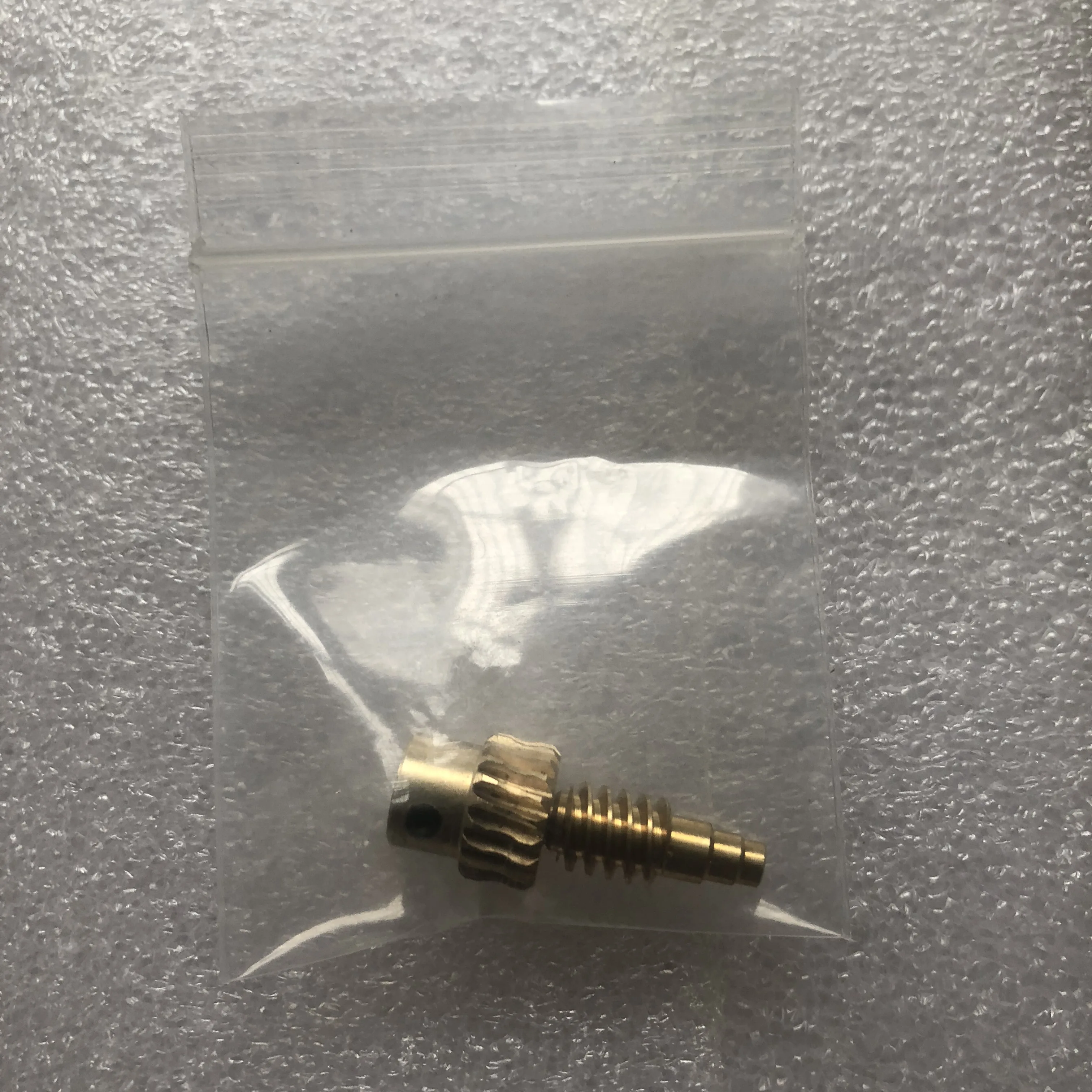 Motor output copper worm gear wheel Modulus 0.5 small reduction ratio 1:10 for Smart home remote control door lock
Motor output copper worm gear wheel Modulus 0.5 small reduction ratio 1:10 for Smart home remote control door lock