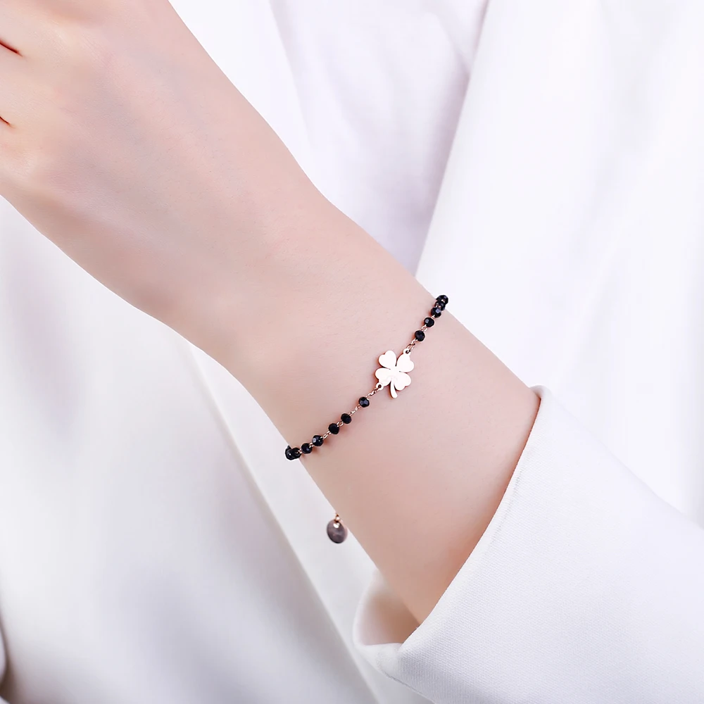 Rose Gold Clover Stainless Steel Charm Bracelets Women's Black Crystal Beads Chain Bracelet Fashion Jewelry 2019 Joyas De Mujer
Rose Gold Clover Stainless Steel Charm Bracelets Women's Black Crystal Beads Chain Bracelet Fashion Jewelry 2019 Joyas De Mujer