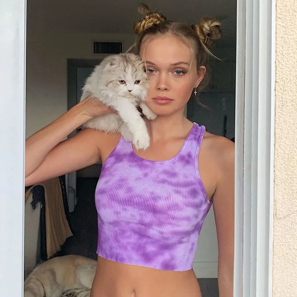 Women Sleeveless Tank Tops Summer Tie Dyeing Print Fitness Workout Casual Vest Stretch Club Clothes Slim Fit Female Crop Top
Women Sleeveless Tank Tops Summer Tie Dyeing Print Fitness Workout Casual Vest Stretch Club Clothes Slim Fit Female Crop Top