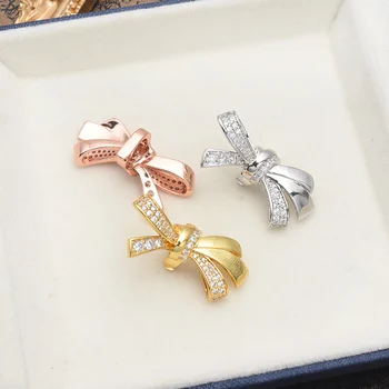 Diy long pearl necklace sweater chain flower fixed double row clip button fittings 925 silver ornaments live clip button
Diy long pearl necklace sweater chain flower fixed double row clip button fittings 925 silver ornaments live clip button