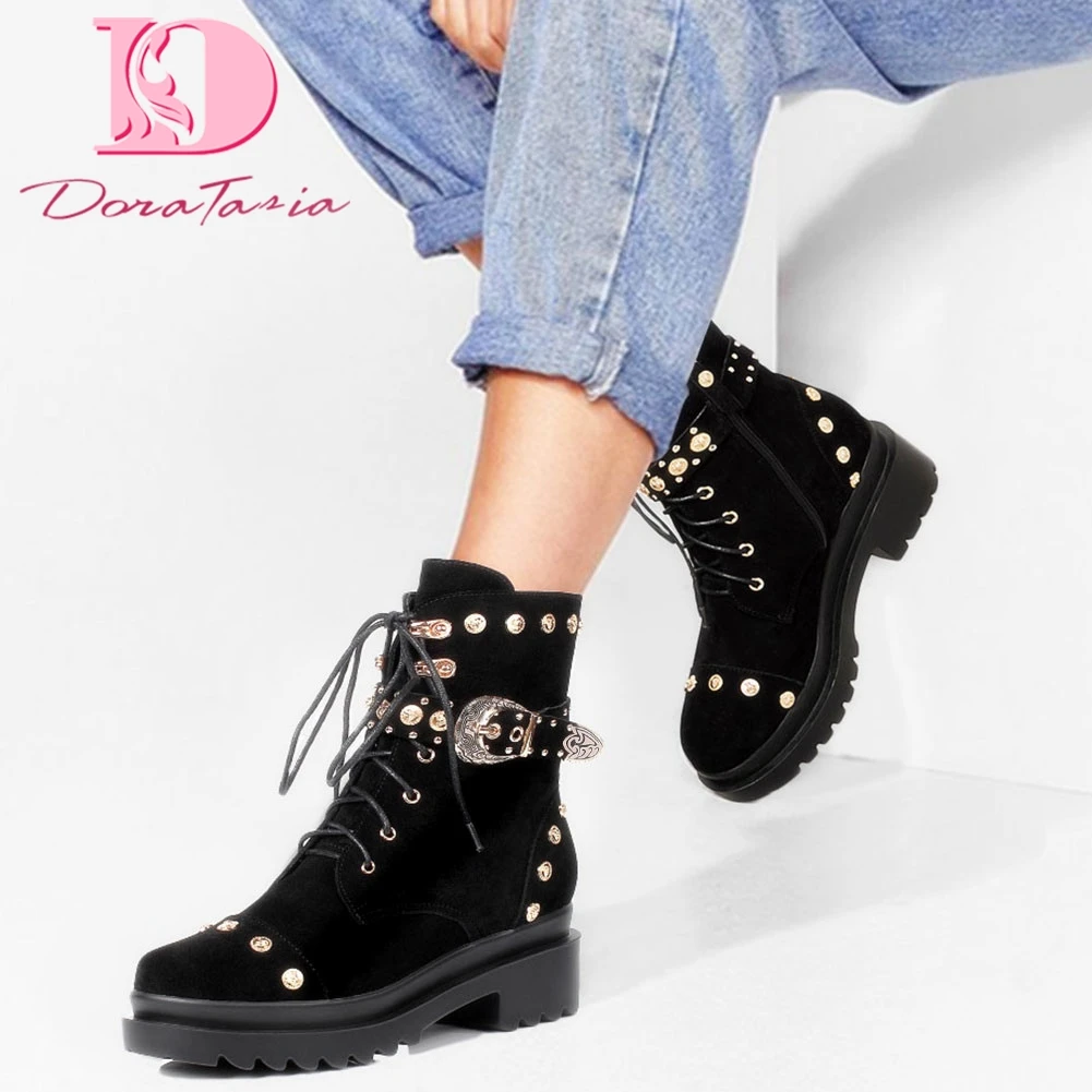 Brand New High-quality Motorcycles Boot Rivets Chunky Heels Skidproof Rubber Sole Outdoor Cool Ankle Boots Platform Shoes Women
Brand New High-quality Motorcycles Boot Rivets Chunky Heels Skidproof Rubber Sole Outdoor Cool Ankle Boots Platform Shoes Women