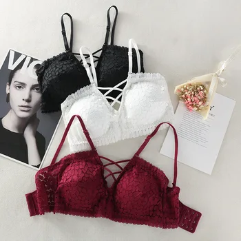 Sexy Lingerie Lace Bralette Floral Padded Bra Women Deep V Bras Wireless Underwear 3 Colors Female Sexy Brassiere Crop Tops
Sexy Lingerie Lace Bralette Floral Padded Bra Women Deep V Bras Wireless Underwear 3 Colors Female Sexy Brassiere Crop Tops