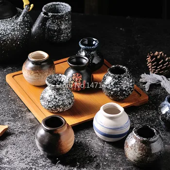 Japanese-style Black Ceramic Toothpick Holder Dry Ice Small Jar Household Creative Retro Personality Porcelain Bottle Tableware
Japanese-style Black Ceramic Toothpick Holder Dry Ice Small Jar Household Creative Retro Personality Porcelain Bottle Tableware