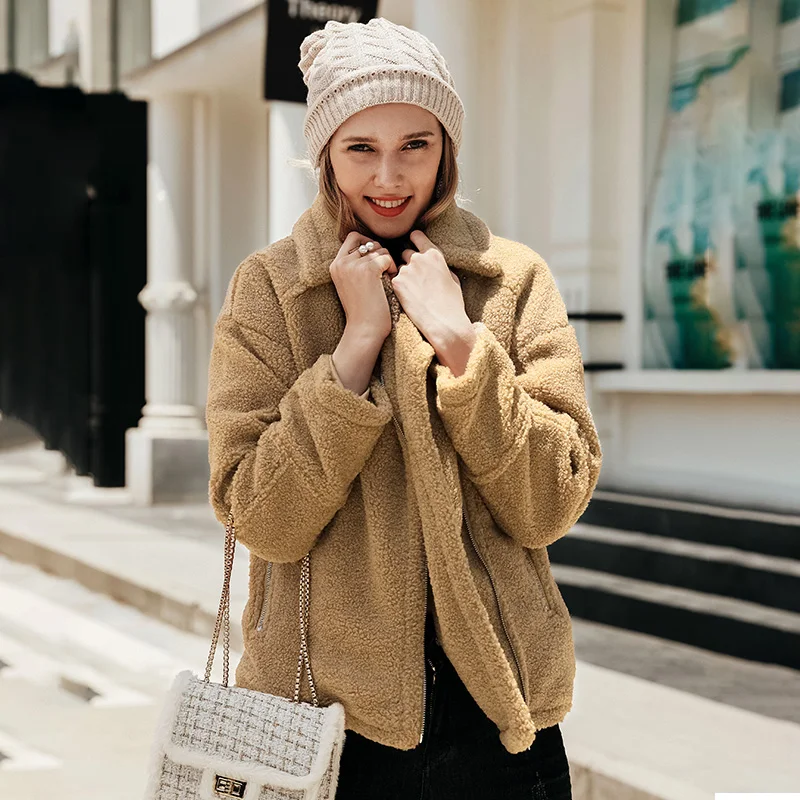 Conmoto Faux Fur Coat Women Winter 2019 Casual Teddy Bear Jacket Coat Luxury Fluffy Thick Autumn Coat Jacket Female Outerwear
Conmoto Faux Fur Coat Women Winter 2019 Casual Teddy Bear Jacket Coat Luxury Fluffy Thick Autumn Coat Jacket Female Outerwear