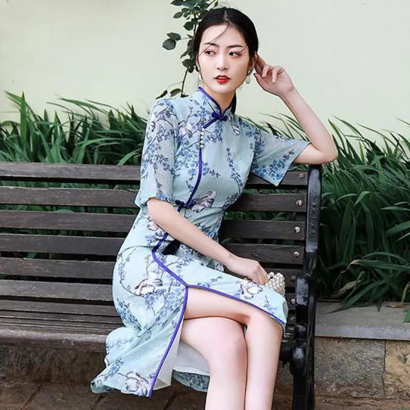 2019 New Elegent Spring And Summer Stand Collar Dresses Printing Split Chiffondress Lady Medium And Long A Cheongsam
2019 New Elegent Spring And Summer Stand Collar Dresses Printing Split Chiffondress Lady Medium And Long A Cheongsam