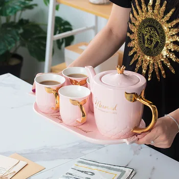 Creative Mermaid Ceramic Tea Set New Gold Embossed Fishtail High-end Ceramic Cup Gift Box Set
Creative Mermaid Ceramic Tea Set New Gold Embossed Fishtail High-end Ceramic Cup Gift Box Set