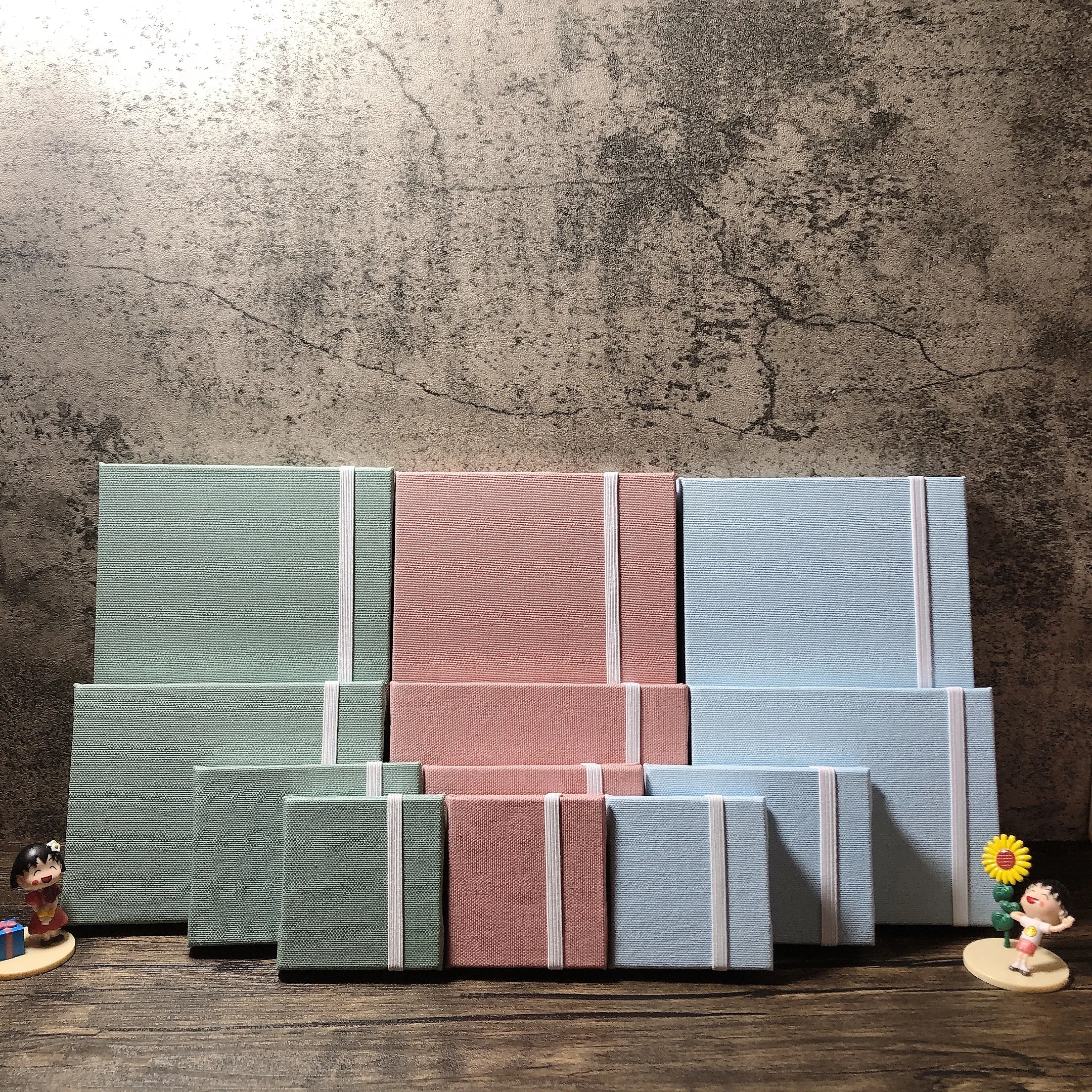 Baohong watercolor book handmade 32k300g100% cotton mini portable travel painting hand book
Baohong watercolor book handmade 32k300g100% cotton mini portable travel painting hand book