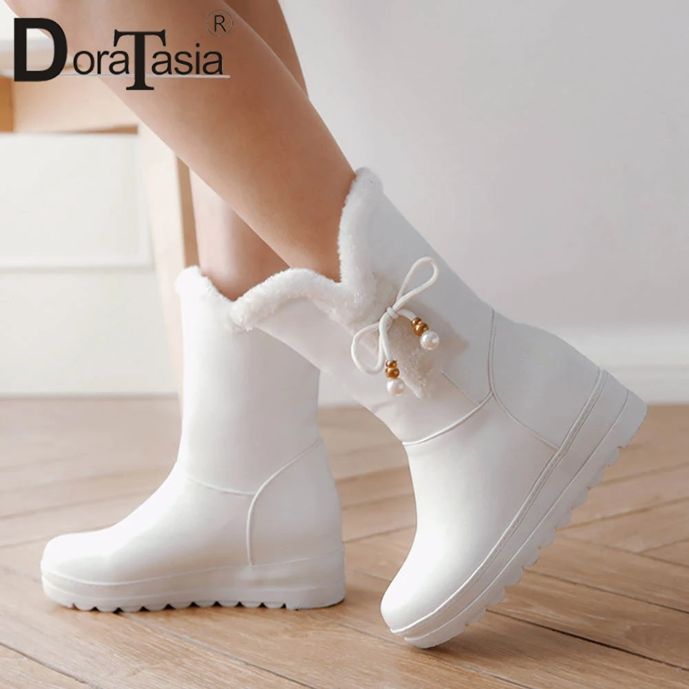 DORATASIA Size 30-42 Brand Design Ladies Height Increasing Platform Shoes Woman Bowtie Winter Non-slip Warm Fur Snow Boots
DORATASIA Size 30-42 Brand Design Ladies Height Increasing Platform Shoes Woman Bowtie Winter Non-slip Warm Fur Snow Boots
