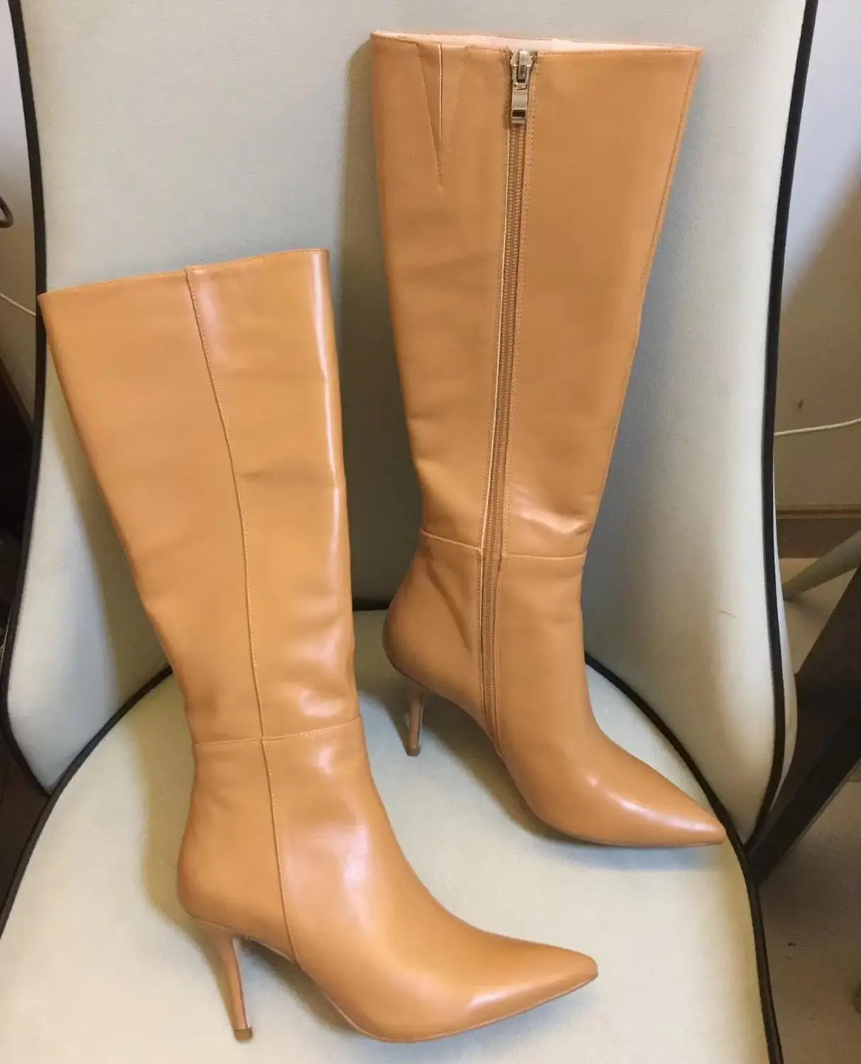 2019 Autumn winter women high quality real leather pointed toe high boots Chic 8.5cm/10cm high heeled boots EU35-42 size BY739
2019 Autumn winter women high quality real leather pointed toe high boots Chic 8.5cm/10cm high heeled boots EU35-42 size BY739