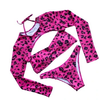 Popular Pink Leopard bikini sexy backless 3-piece swimsuit new bikini beach suit with chest cushion popular in Brazil
Popular Pink Leopard bikini sexy backless 3-piece swimsuit new bikini beach suit with chest cushion popular in Brazil