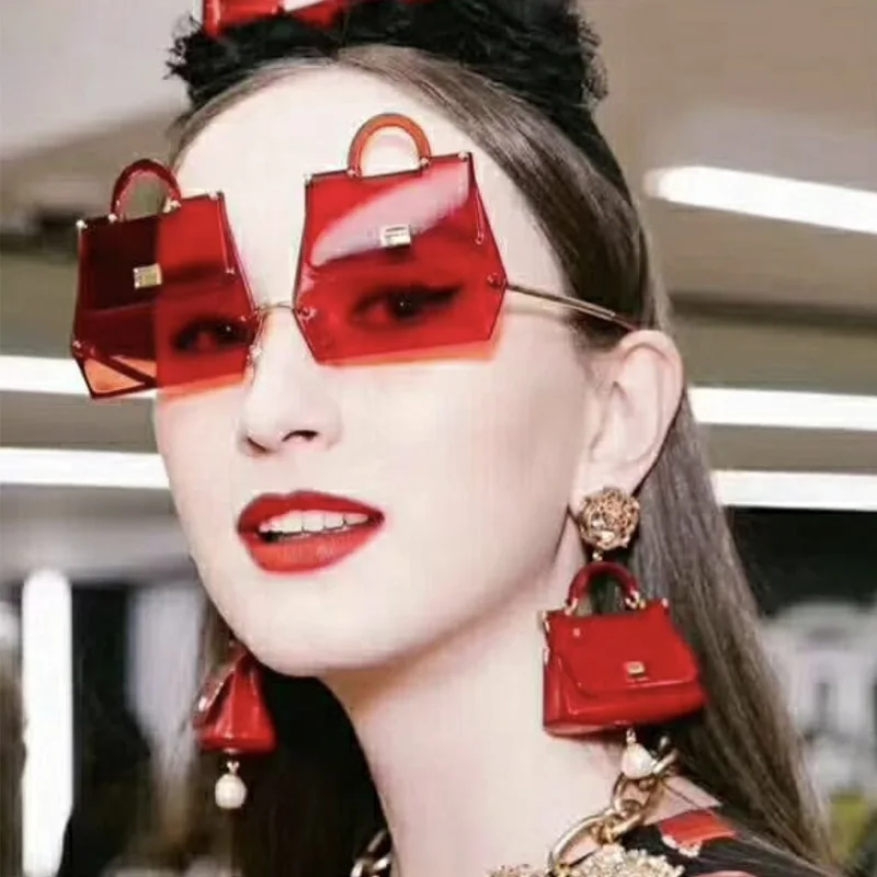 Summer Style Catwalk Handbag Square Sunglasses Women Luxury Brand Designer Rimless Trend Sun Glasses For Female Clear Shades New
Summer Style Catwalk Handbag Square Sunglasses Women Luxury Brand Designer Rimless Trend Sun Glasses For Female Clear Shades New