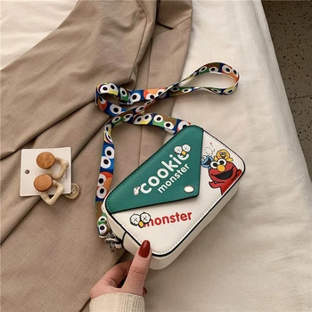 Web celebrity douyin instagram sesame street square bag 2020 new spring doodle cross-body bag female joker wide shoulder strap
Web celebrity douyin instagram sesame street square bag 2020 new spring doodle cross-body bag female joker wide shoulder strap