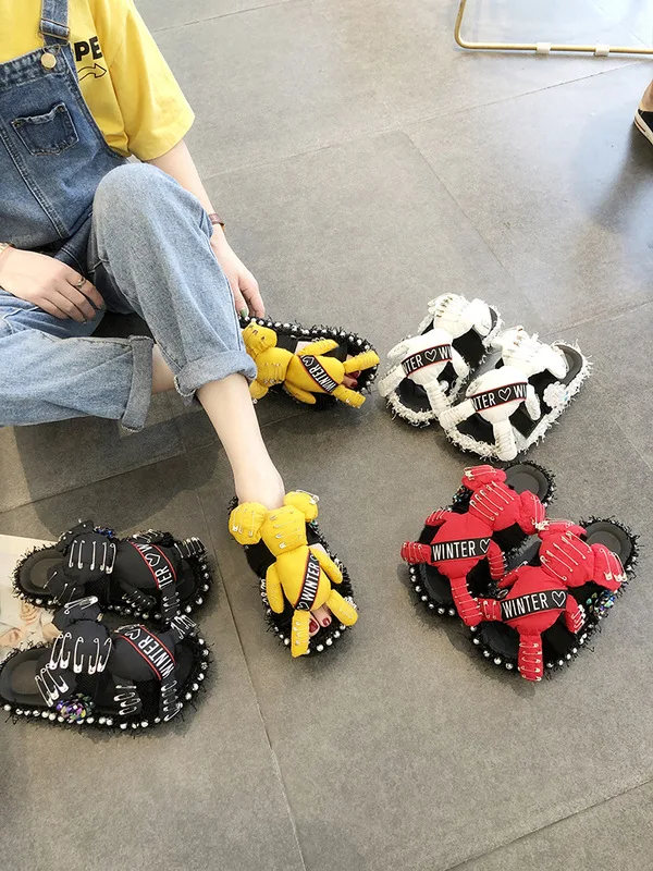 Street Snap Cool Online Celebrity Celebrity Style Slipper Women's Summer Platform Thick Bottomed Students Cartoon Doll Flip-flop
Street Snap Cool Online Celebrity Celebrity Style Slipper Women's Summer Platform Thick Bottomed Students Cartoon Doll Flip-flop