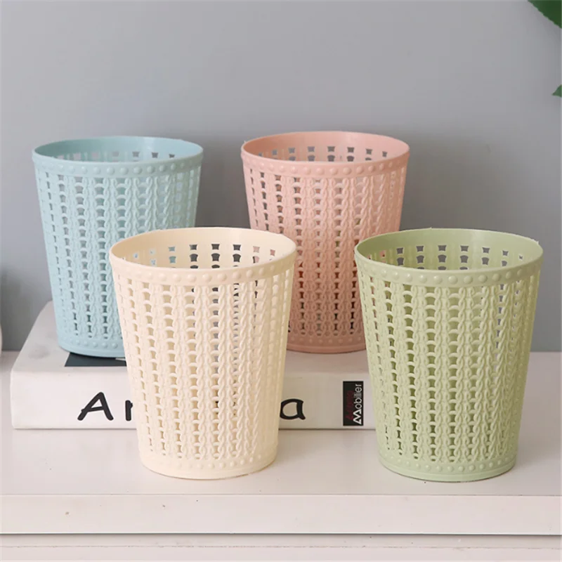 Mini Hollow Desktop Trash Can Bathroom Storage Box Kitchen Accessories Gadget Storage Trash Can Everything for The Kitchen.75z
Mini Hollow Desktop Trash Can Bathroom Storage Box Kitchen Accessories Gadget Storage Trash Can Everything for The Kitchen.75z