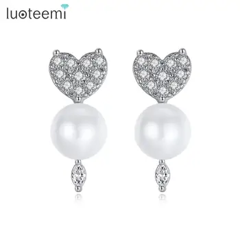 LUOTEEMI New CZ Heart Stud Earrings for Women Wedding Engagement Fashion Jewelry Simulated Pearl Pendientes Femme Christmas Gift
LUOTEEMI New CZ Heart Stud Earrings for Women Wedding Engagement Fashion Jewelry Simulated Pearl Pendientes Femme Christmas Gift