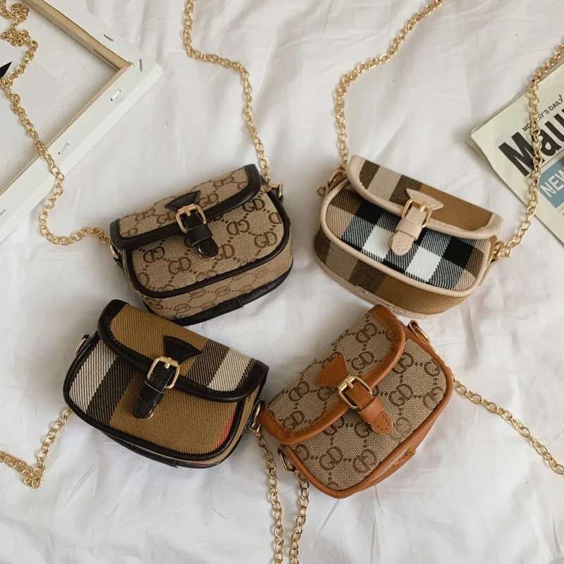 South Korea Children Bag Fashion Plaid Lettered Men And Women Baby Accessories Purse Versatile Small CHILDREN'S Chain Shoulder B
South Korea Children Bag Fashion Plaid Lettered Men And Women Baby Accessories Purse Versatile Small CHILDREN'S Chain Shoulder B
