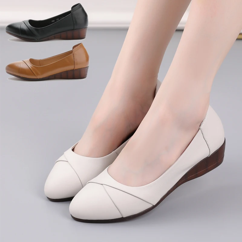 High Quality Spring Autumn Women Flat Shoes Genuine Leather Soft Loafers Casual Nurse Work Shoes Ladies Slip-On Shoes Large Size
High Quality Spring Autumn Women Flat Shoes Genuine Leather Soft Loafers Casual Nurse Work Shoes Ladies Slip-On Shoes Large Size