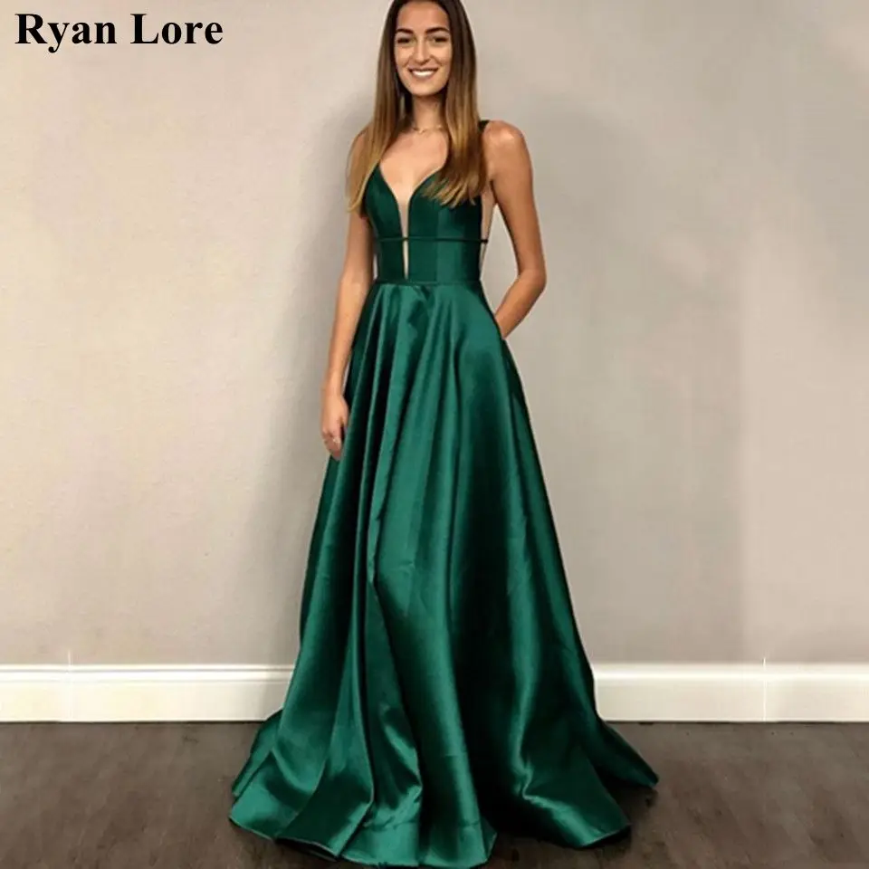 Green A-Line Evening Dresses 2020 Sleeveless Simple Formal Party Long Prom Gowns With Pockets Elegant Robe De Soiree Vestidos
Green A-Line Evening Dresses 2020 Sleeveless Simple Formal Party Long Prom Gowns With Pockets Elegant Robe De Soiree Vestidos