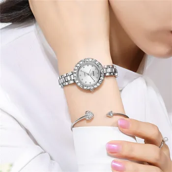 Fashion Simple Inlaid Alloy Strap Watch Bracelet Watch Ladies Quartz Watch Gift Ladies Business Watch Quartz Relogio Feminino
Fashion Simple Inlaid Alloy Strap Watch Bracelet Watch Ladies Quartz Watch Gift Ladies Business Watch Quartz Relogio Feminino