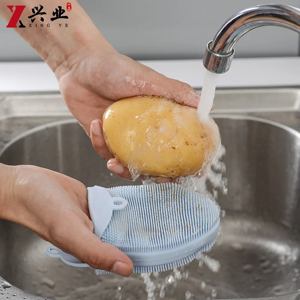 Manufacturers Silicon Dishwashing Brush Kitchen Household Multi-functional Cloth Brush Pot Useful Product xi guo Decontamination
Manufacturers Silicon Dishwashing Brush Kitchen Household Multi-functional Cloth Brush Pot Useful Product xi guo Decontamination
