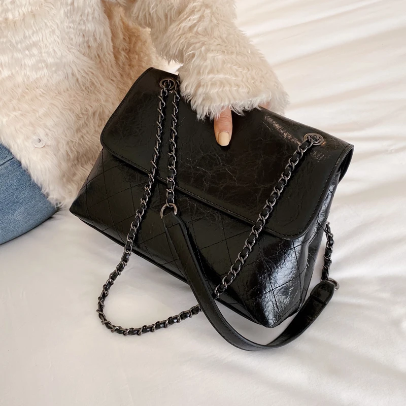 The same western style female bag 2020 new wave Korean version of the wild texture Messenger bag fashion shoulder bag
The same western style female bag 2020 new wave Korean version of the wild texture Messenger bag fashion shoulder bag