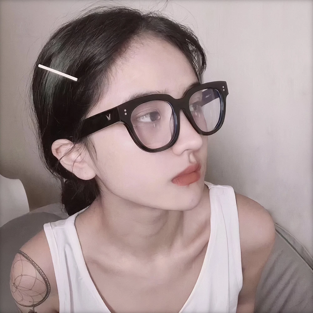 Fashion unisex New Mirror Anti-Blue-ray glasses Plain glasses Lens with Myopic Glasses Frame for women men student
Fashion unisex New Mirror Anti-Blue-ray glasses Plain glasses Lens with Myopic Glasses Frame for women men student
