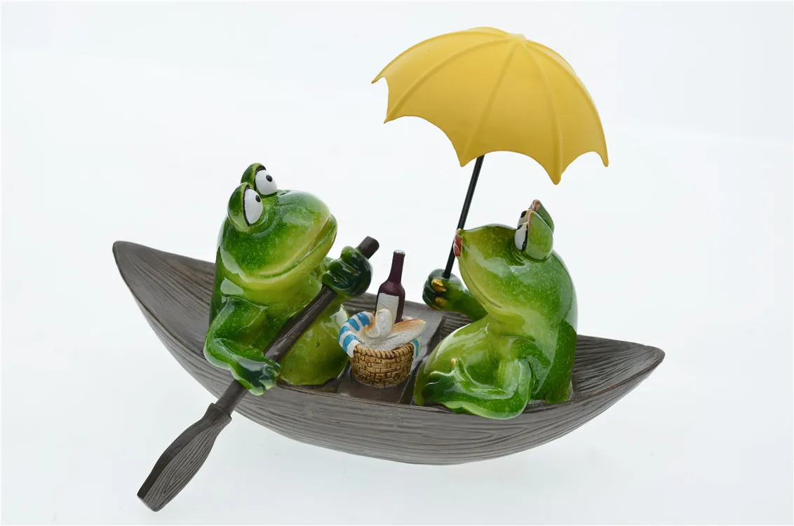 MYBLUE Kawaii Garden Animal Resin Lovers In a Boat Cartoon Frog Figurine Nordic Home Room Decoration Accessories Modern