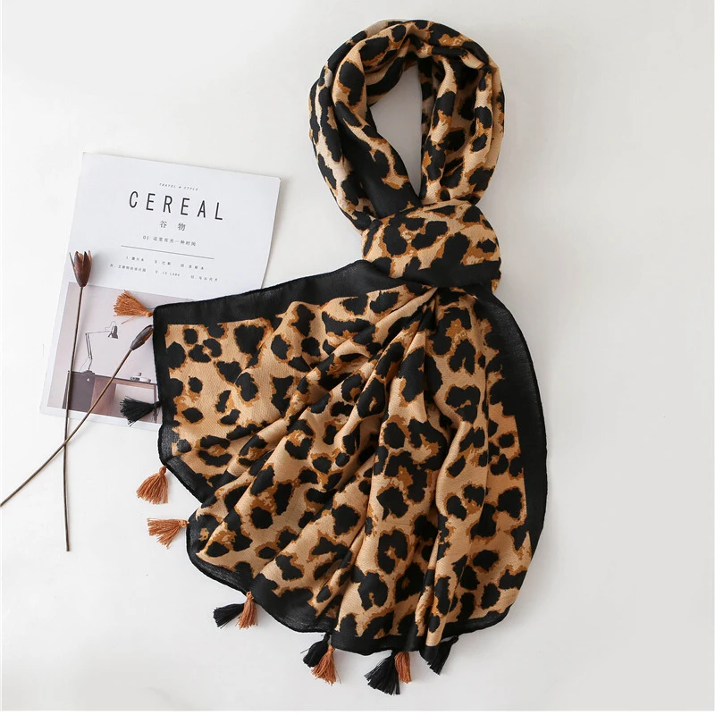 Woman Beach Scarf Luxury Brand Viscose Spring Oversize Scarf Hijab Natural Animal Leopard Print Scarf Hair Lady Scarfs Fashion
Woman Beach Scarf Luxury Brand Viscose Spring Oversize Scarf Hijab Natural Animal Leopard Print Scarf Hair Lady Scarfs Fashion