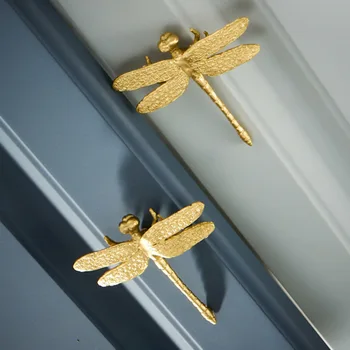 Dragonfly Shape/ Brass Knobs Cupboard Pulls Drawer Knobs Kitchen Cabinet Handles Furniture Handle Hardware
Dragonfly Shape/ Brass Knobs Cupboard Pulls Drawer Knobs Kitchen Cabinet Handles Furniture Handle Hardware