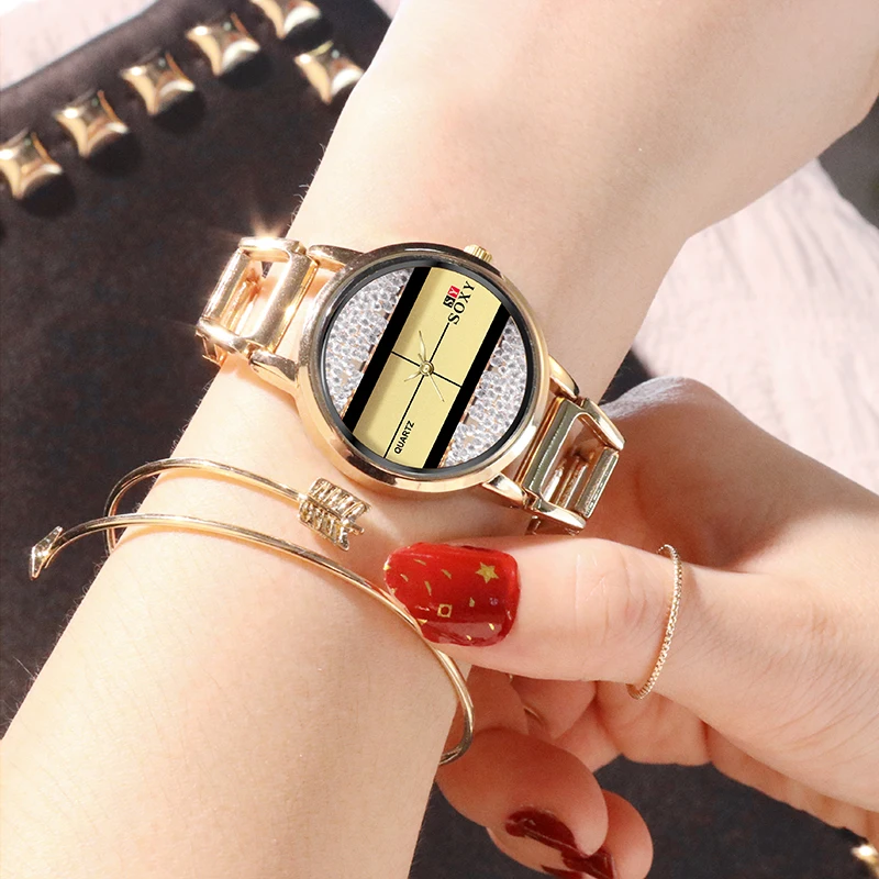 2019 SOXY New Fashion Women Watch Padding Rhinestone Bracelet Women Watches Without Number Clock Ladies relojes para mujer
2019 SOXY New Fashion Women Watch Padding Rhinestone Bracelet Women Watches Without Number Clock Ladies relojes para mujer