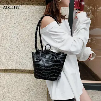 2pcs Fashion Alligator Pattern PU Handbag Female Bucket Bags Retro Casual Solid Color Travel Shoulder Totes Clutch Composite Set
2pcs Fashion Alligator Pattern PU Handbag Female Bucket Bags Retro Casual Solid Color Travel Shoulder Totes Clutch Composite Set