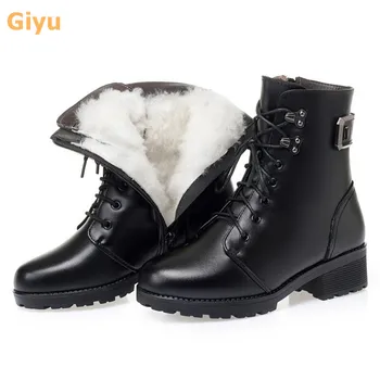 2020 winter new Brand Genuine Leather Women's wool short boots Low Heel Martin Boots Non-slip Plus size snow boots black 35-43
2020 winter new Brand Genuine Leather Women's wool short boots Low Heel Martin Boots Non-slip Plus size snow boots black 35-43