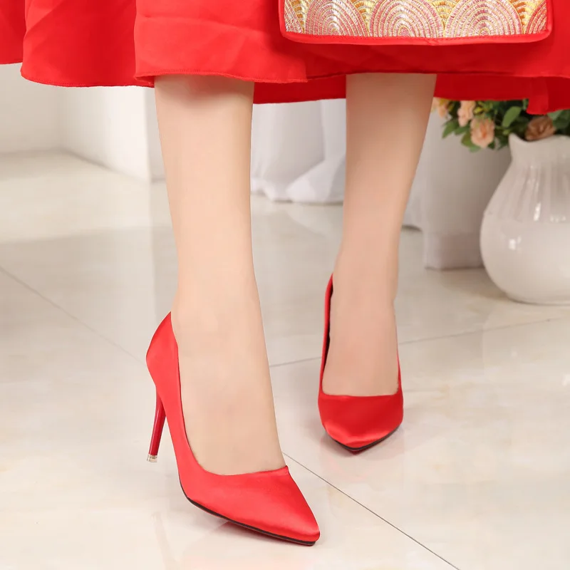 Marriage Shoes Chinese Style Embroidery Embroidered Thin Heeled High Heel Pointed Xiu Shoes Bridal Shoes Wedding Shoes Cheongsam
Marriage Shoes Chinese Style Embroidery Embroidered Thin Heeled High Heel Pointed Xiu Shoes Bridal Shoes Wedding Shoes Cheongsam